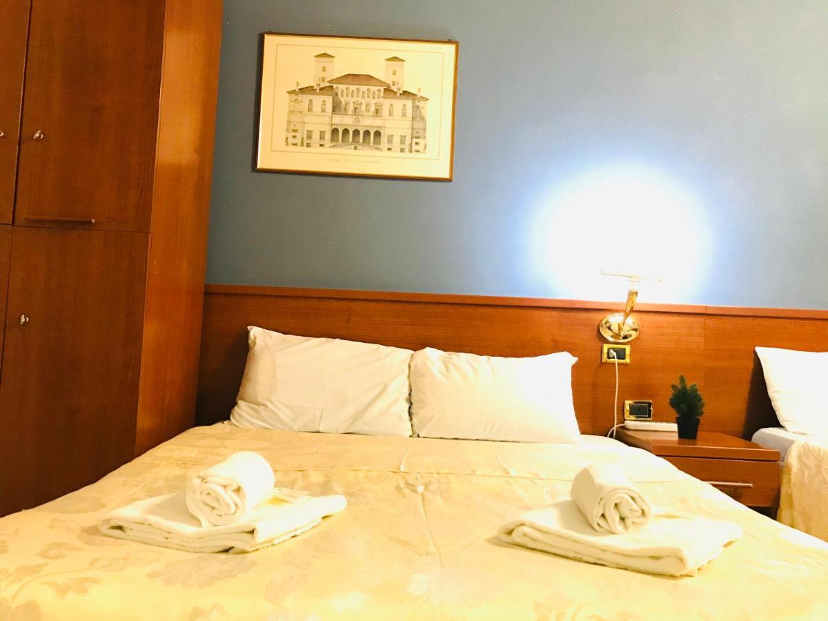 Holiday Rome Termini Hotel Exterior foto